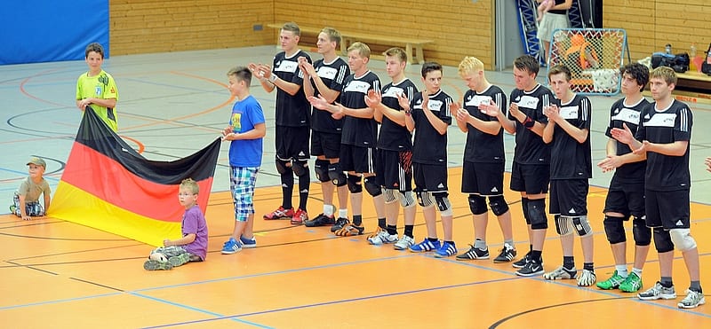 Die Deutsche Herren-Nationalmannschaft vor dem Länderspiel gegen Tschechien in Erfurt. Foto: Susann Fromm