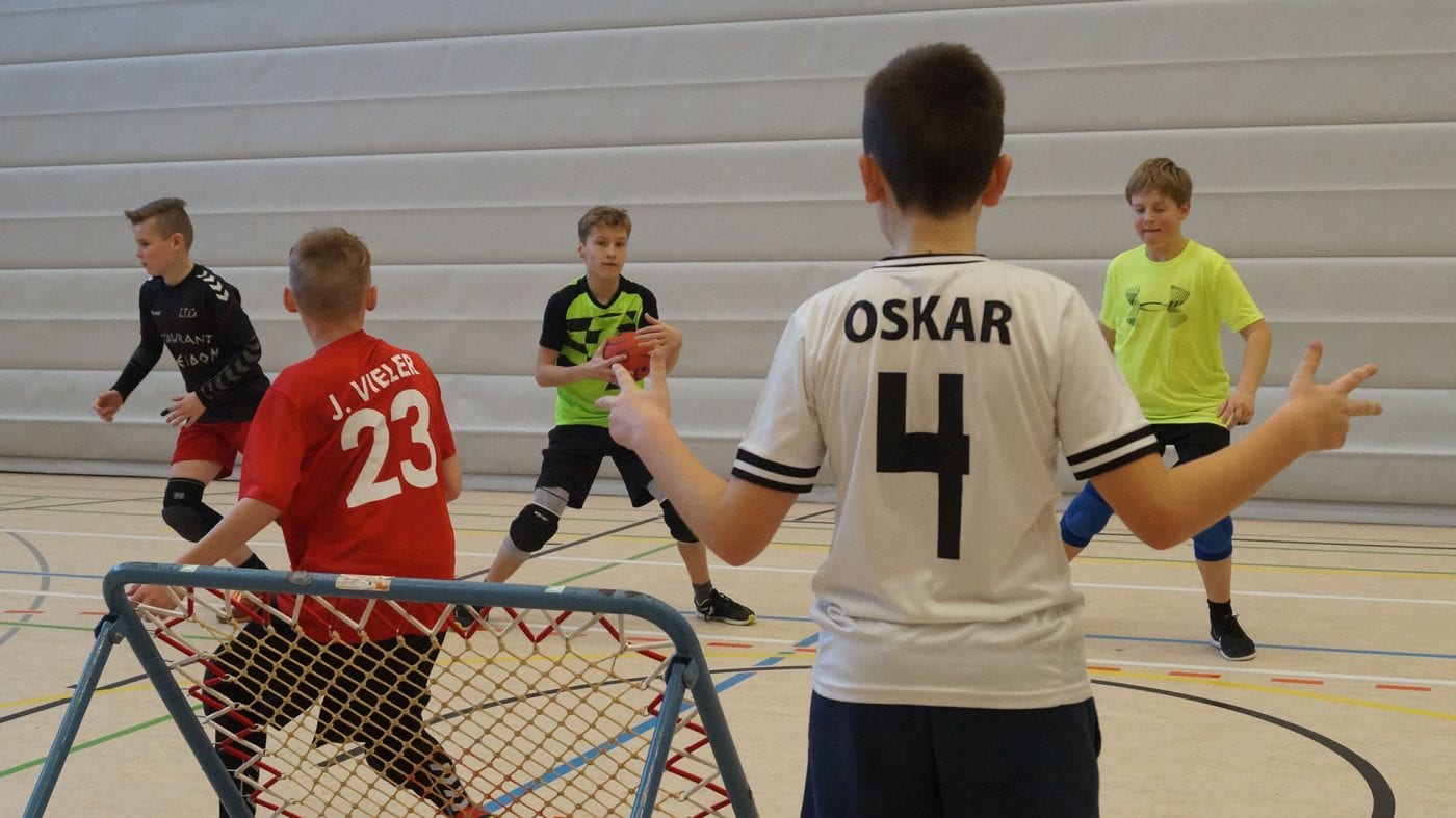 Früh übt sich, wer ein guter Schiedsrichter werden will. (Foto: Sylvia Zoch)